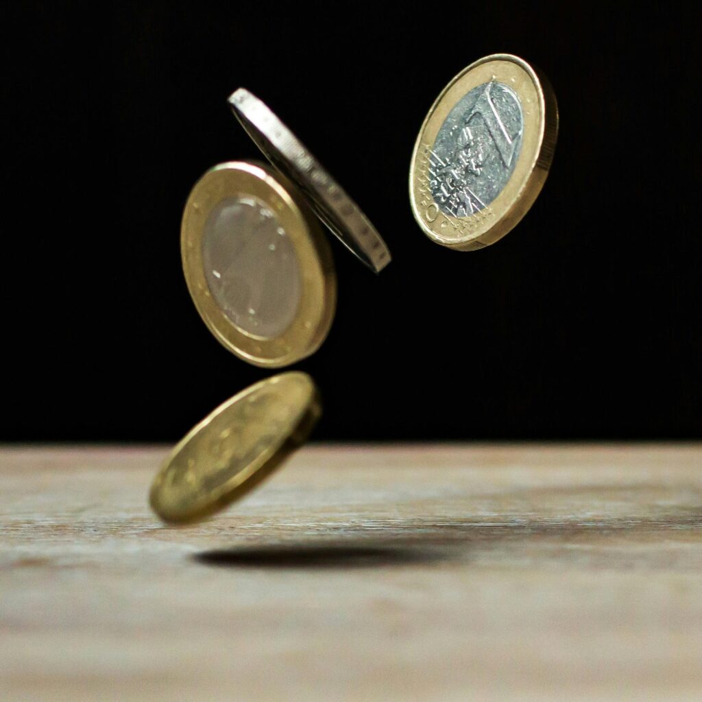 Using ISAs to benefit from tax-free savings income